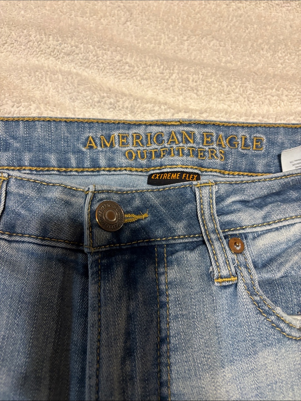 American Eagle Outfitters Men’s Jeans - Dark and Light Blue Washes - Picture 14 of 16